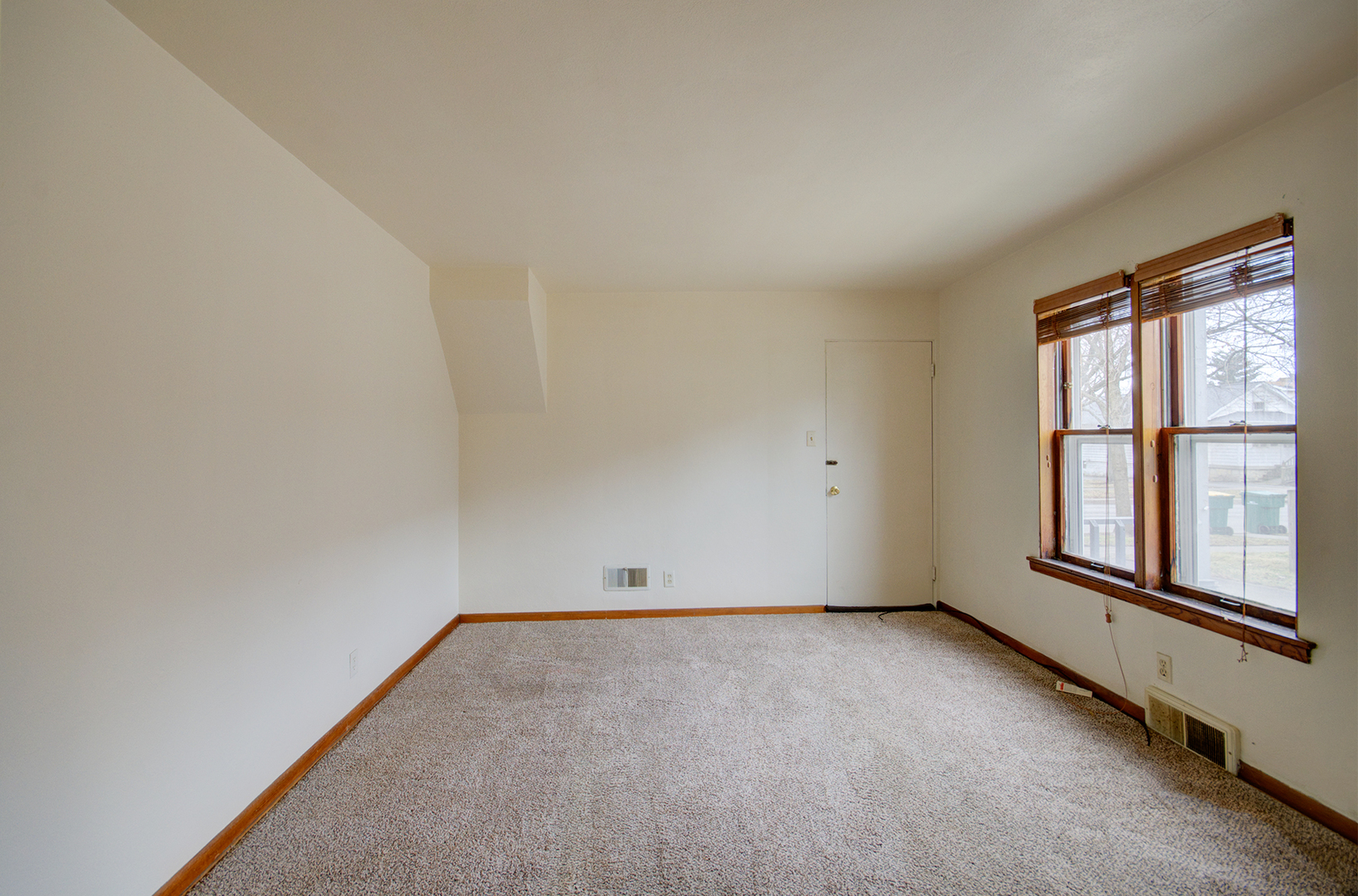 406 Moran Street Property Photo 4