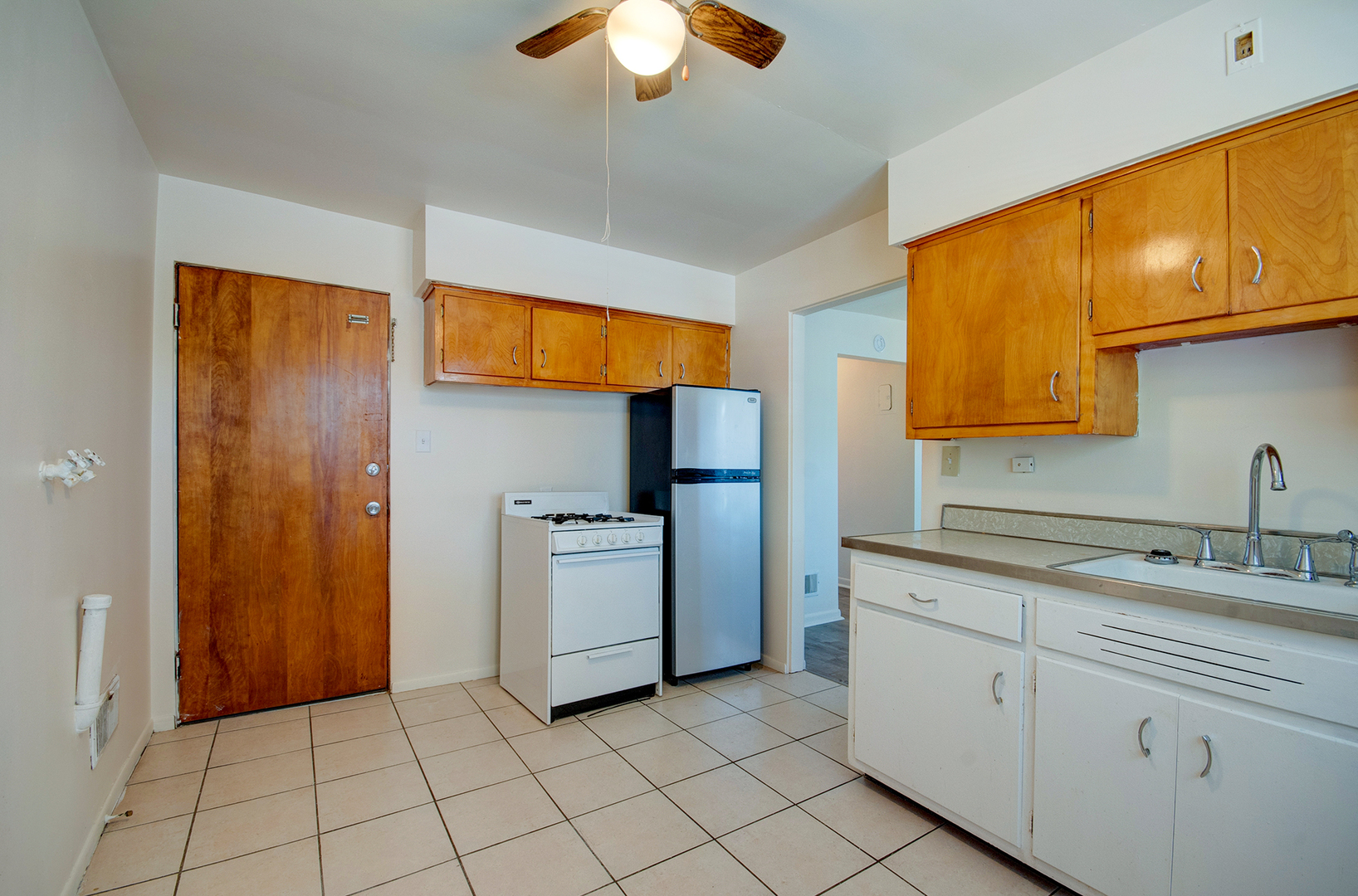 406 Moran Street Property Photo 24