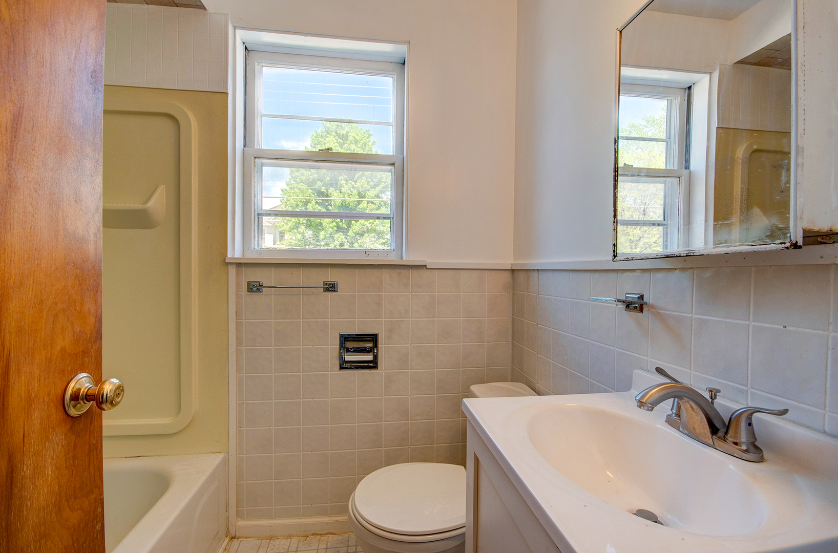 406 Moran Street Property Photo 25