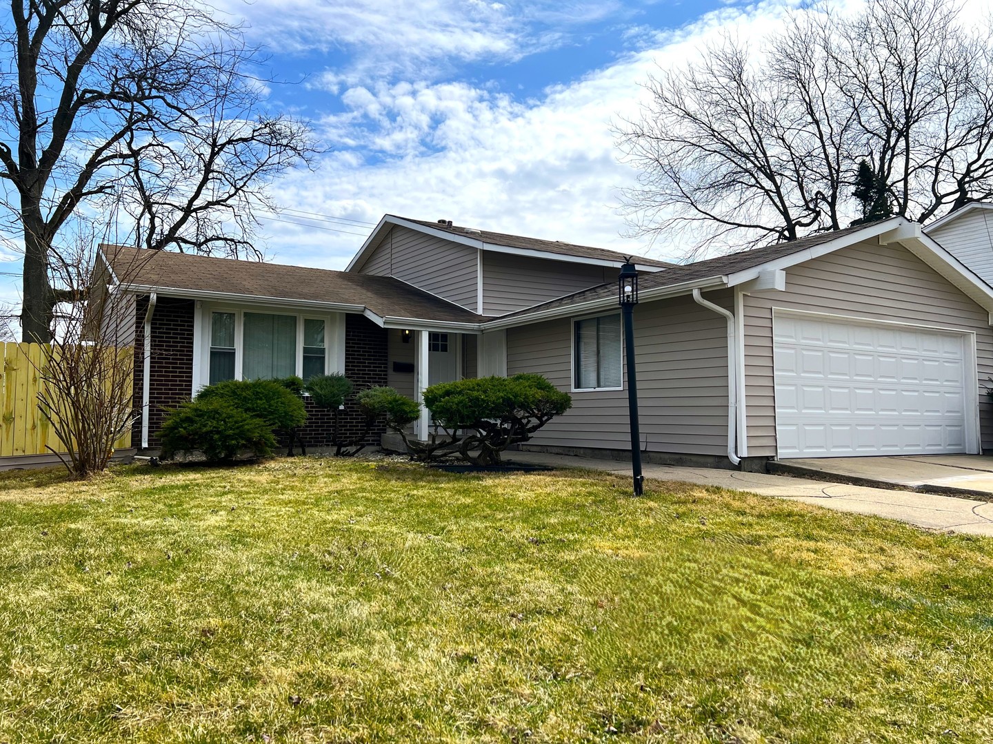 1009 Samson Drive Property Photo