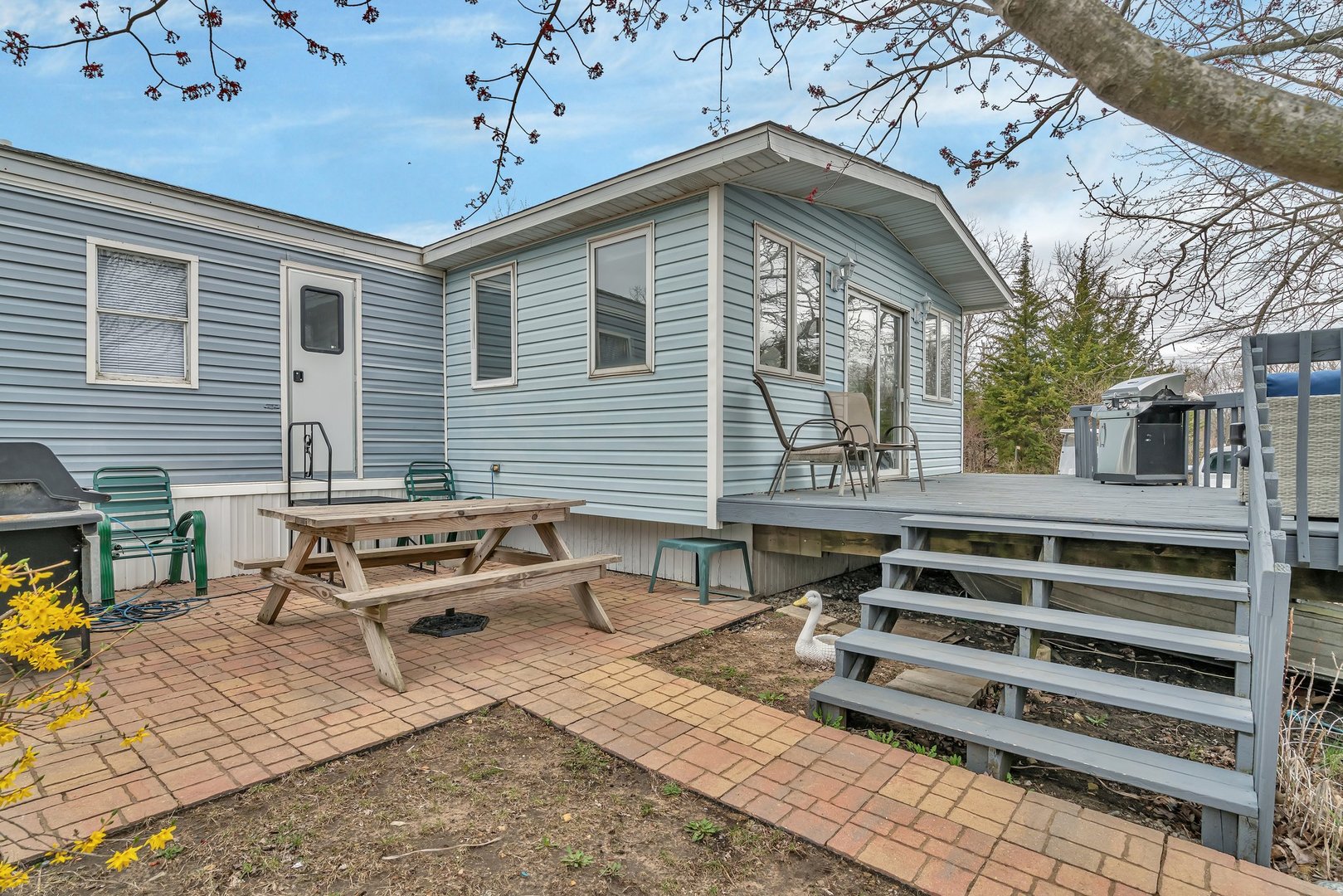130 Tully Road Property Photo