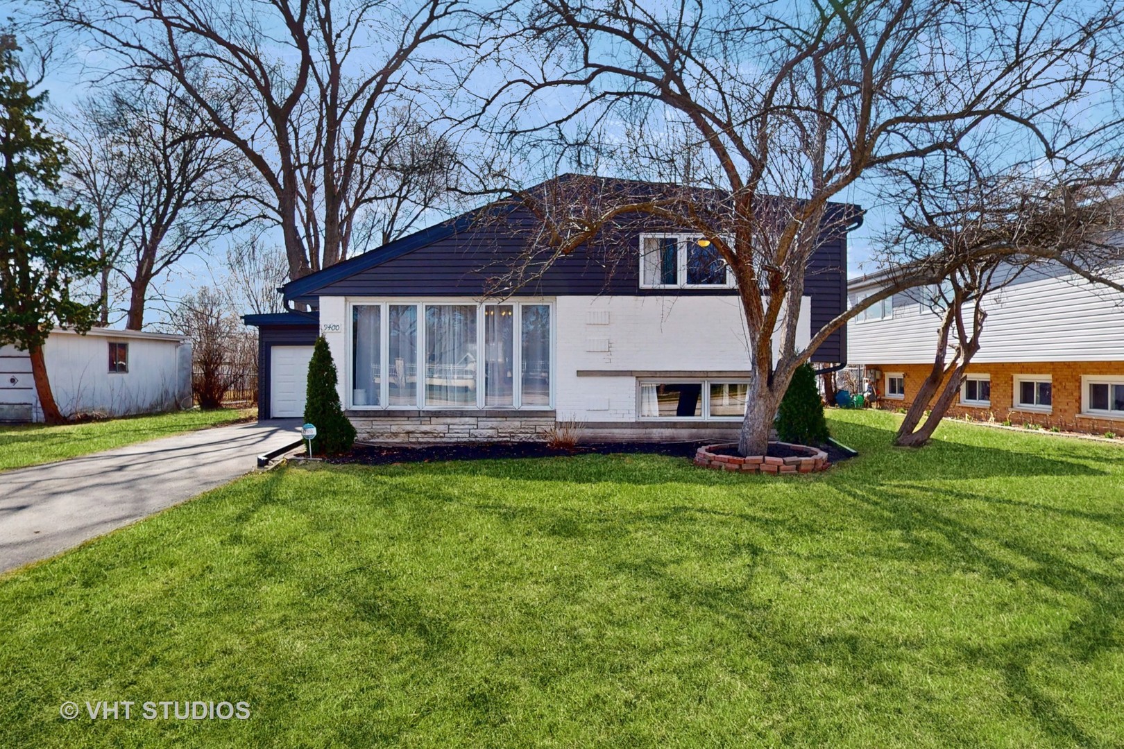 9400 Shermer Road Property Photo