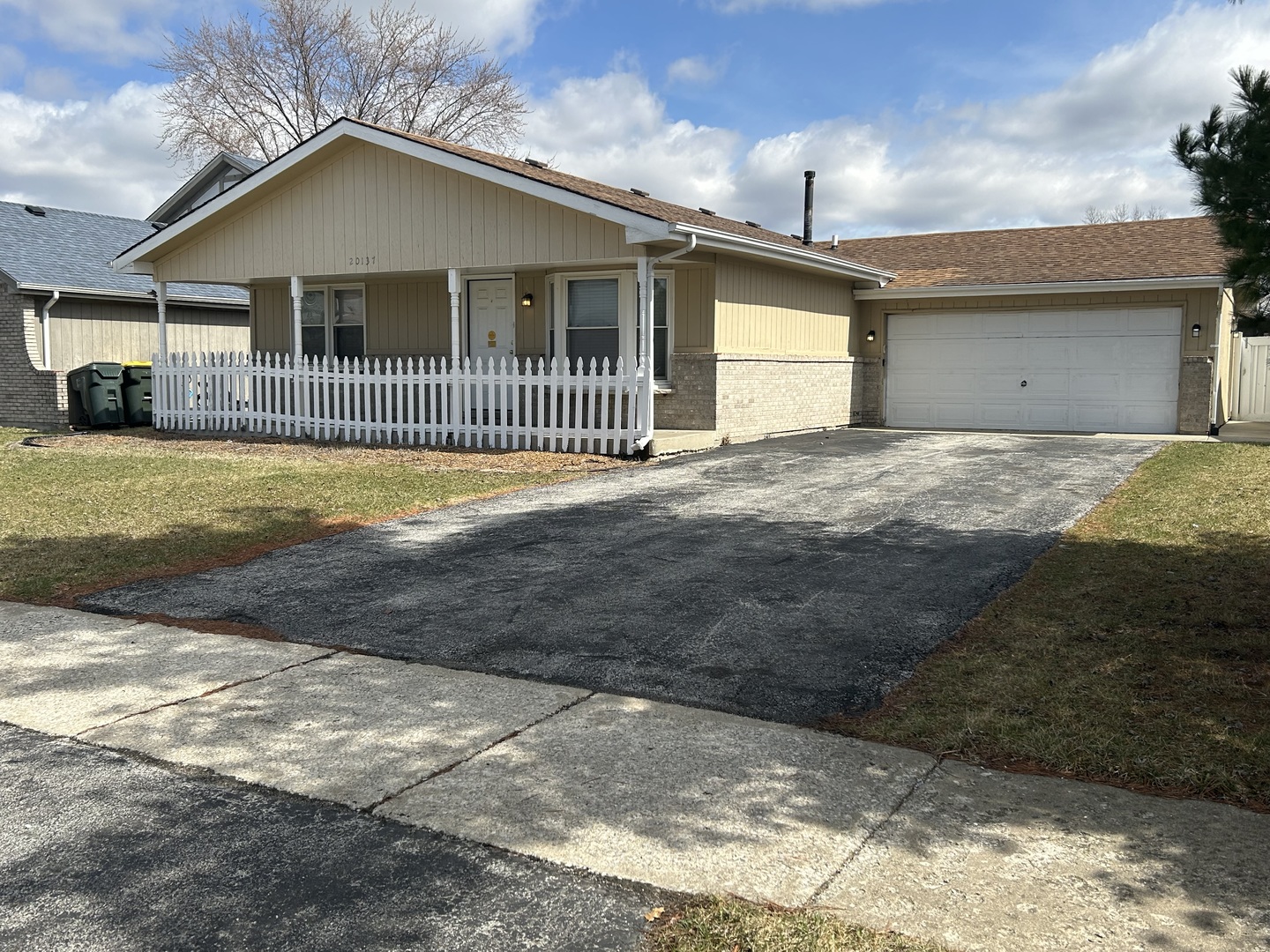 20137 Sequoia Avenue Property Photo