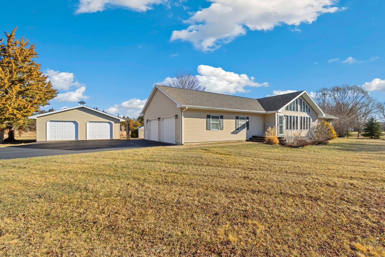 10462 Sandburr Court Property Photo