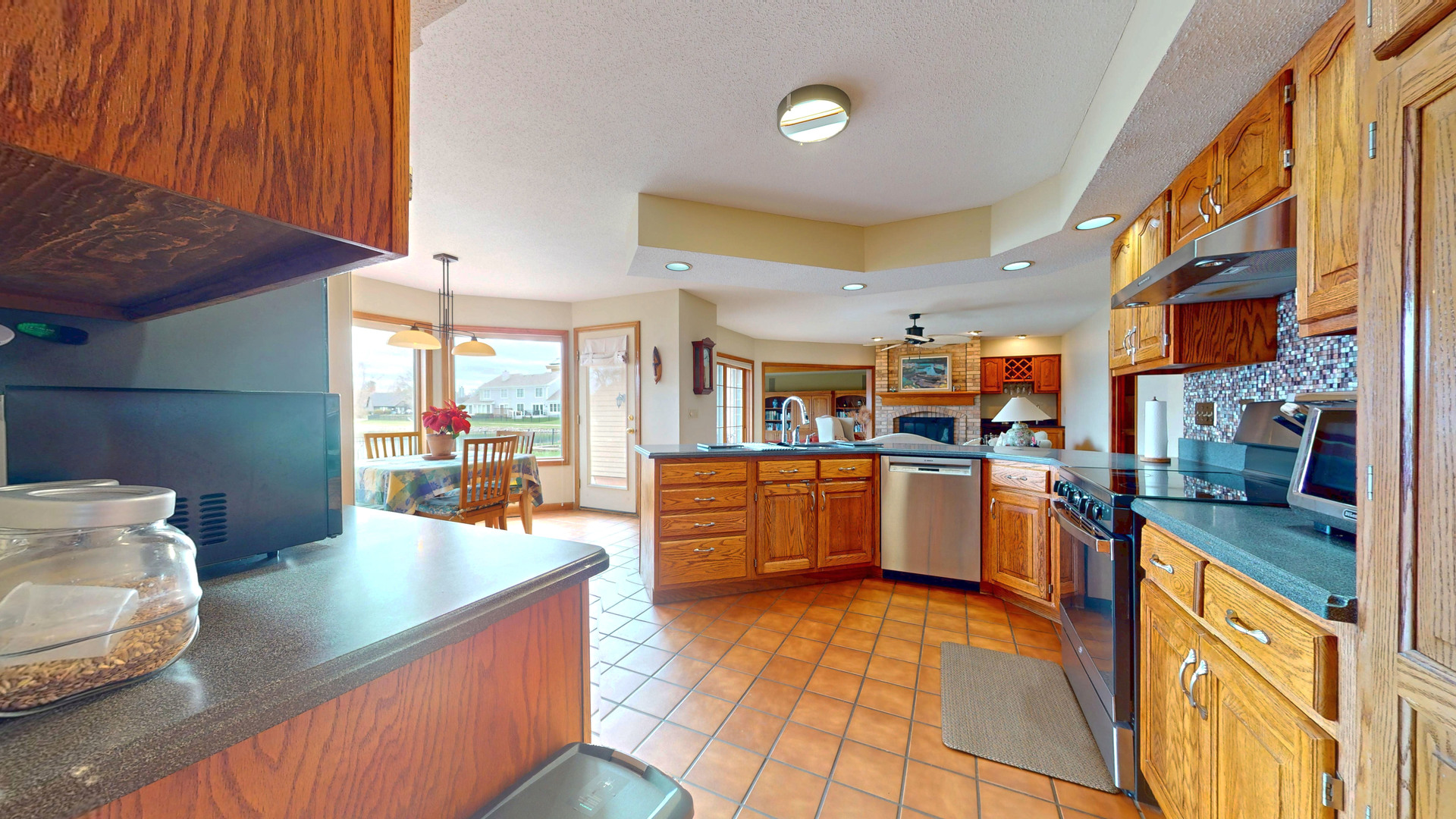 2903 Prairie Meadow Drive Property Photo 6