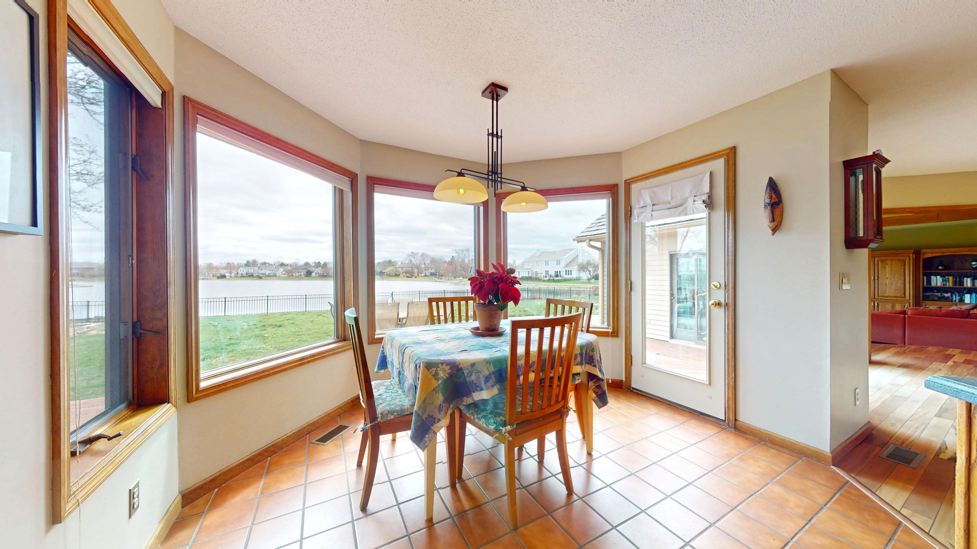 2903 Prairie Meadow Drive Property Photo 8