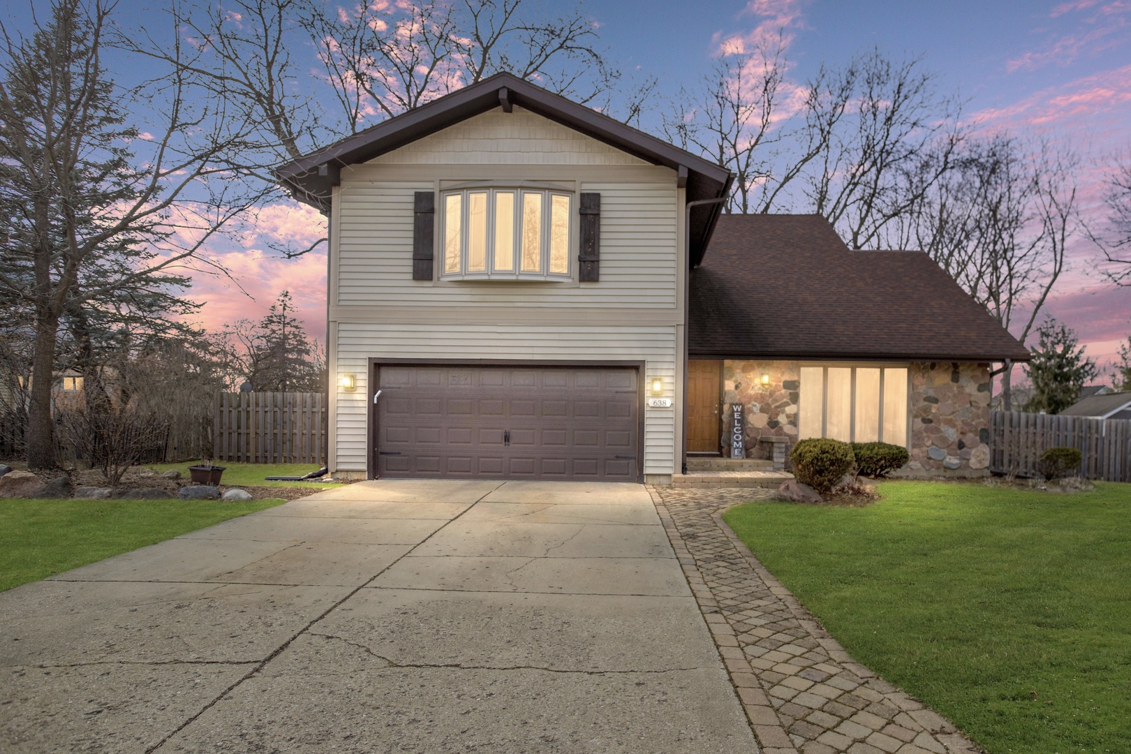 638 Tamarisk Lane Property Photo