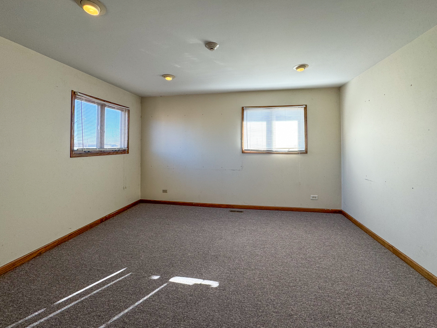 2117 W North Avenue Property Photo 16