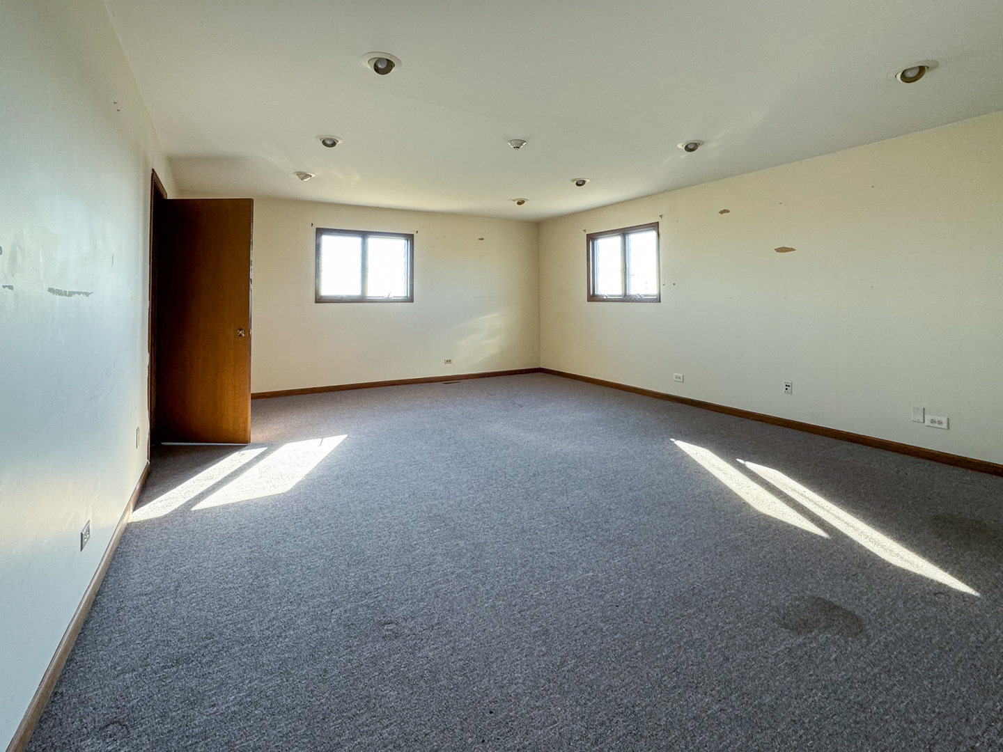 2117 W North Avenue Property Photo 17
