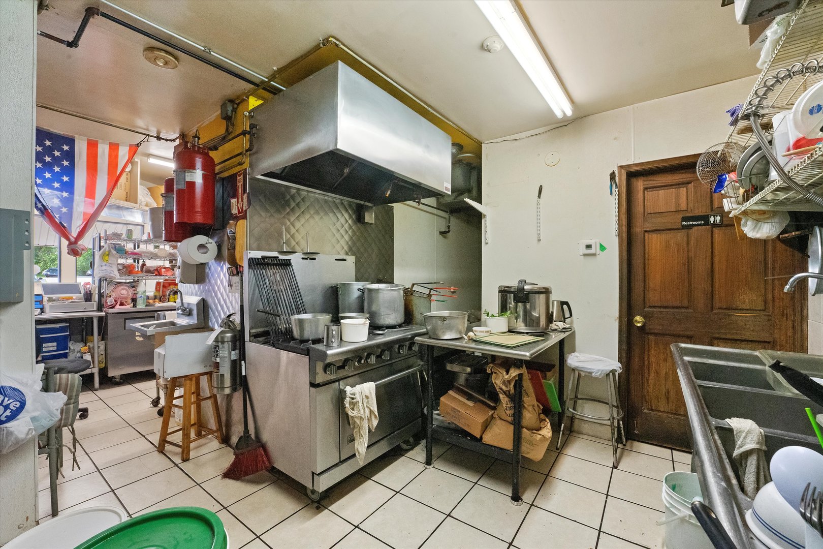 2923 Chicago Road Property Photo 9