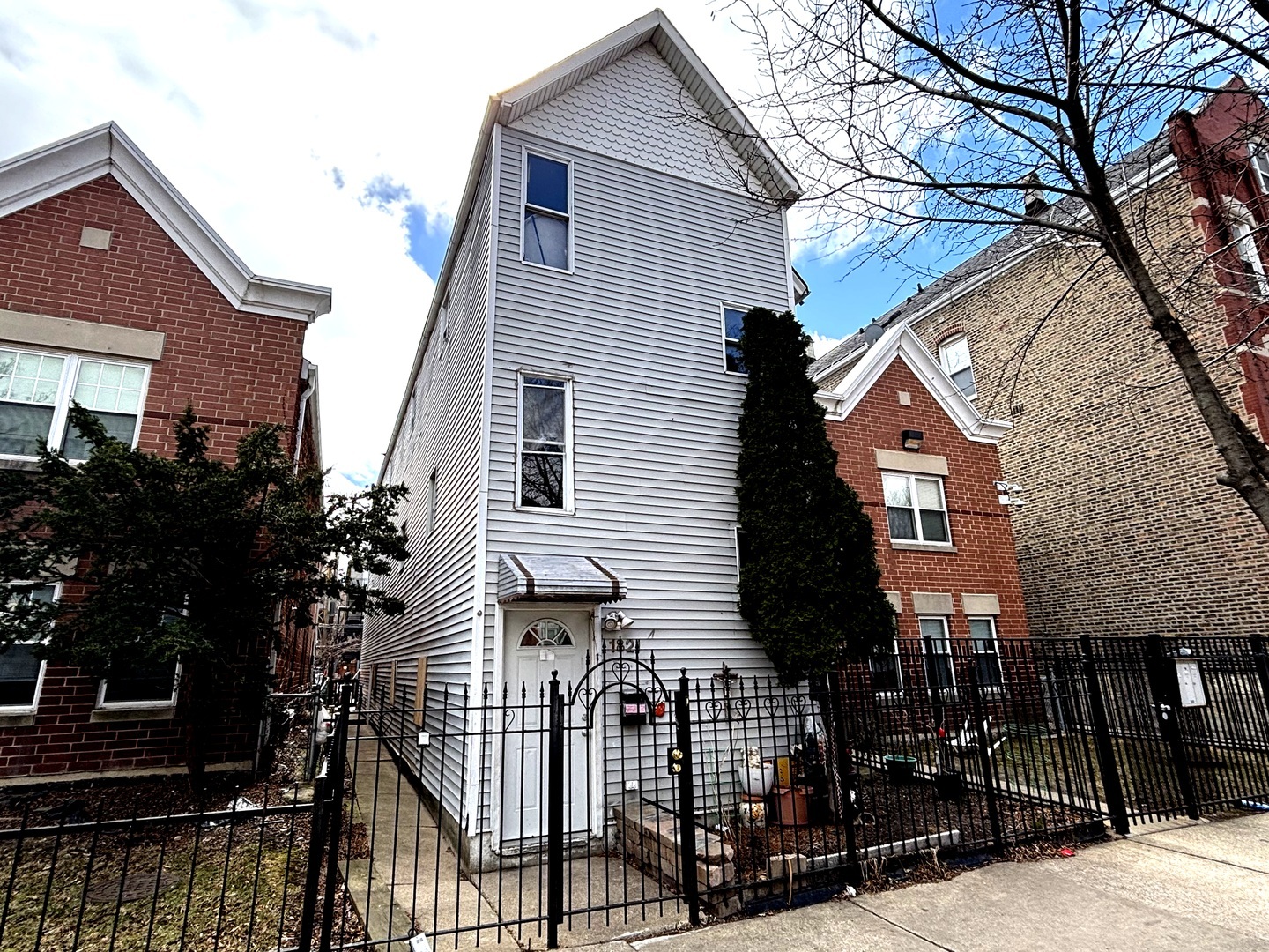 1821 W Haddon Avenue Property Photo