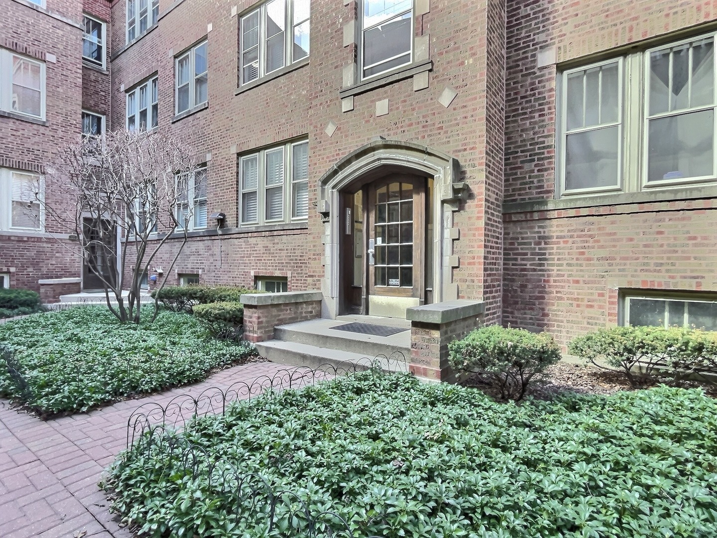 225 N Oak Park Avenue 3e Property Photo