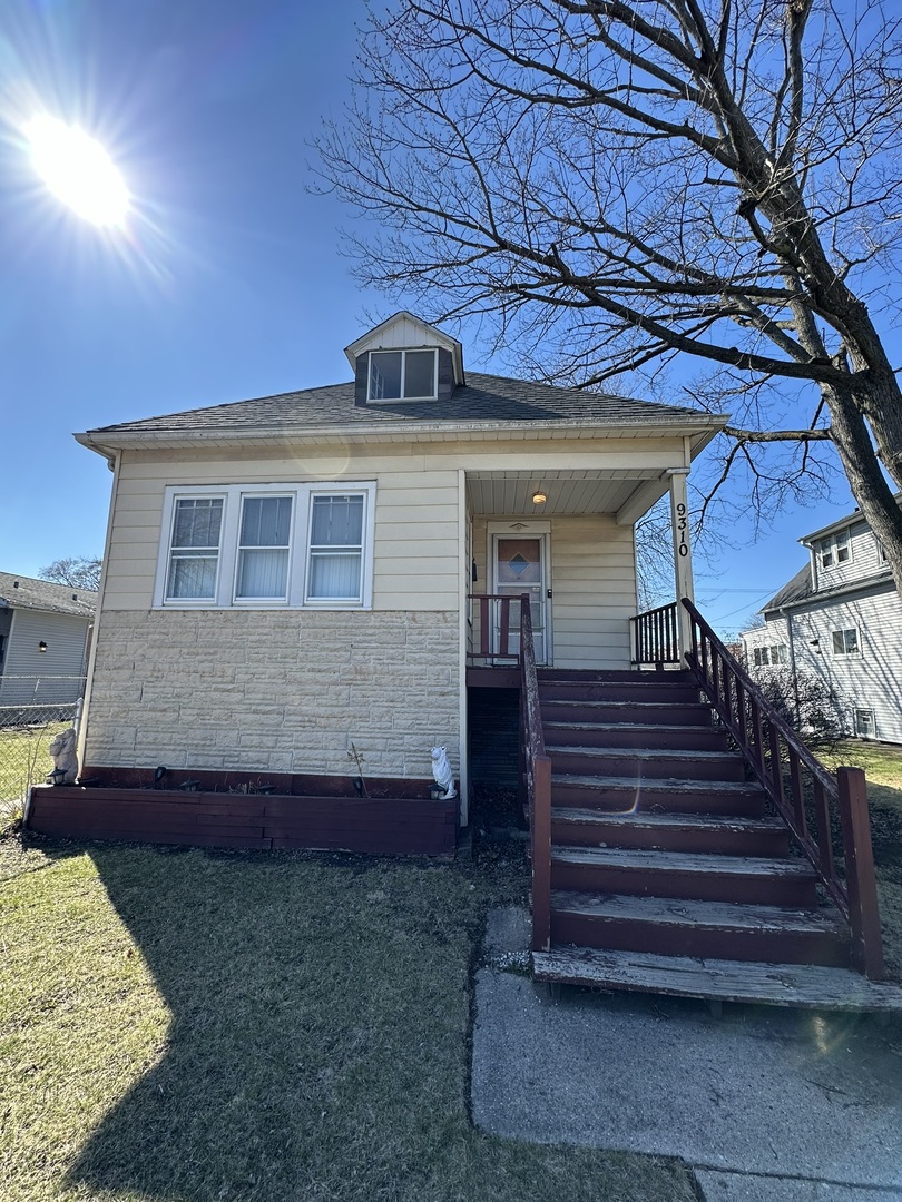 9310 S Albany Avenue Property Photo