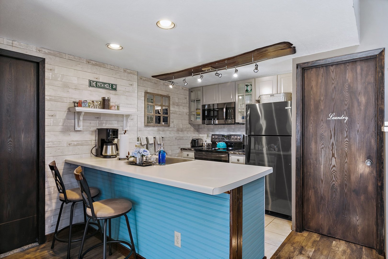 16 Oak Glen Drive Property Photo 11