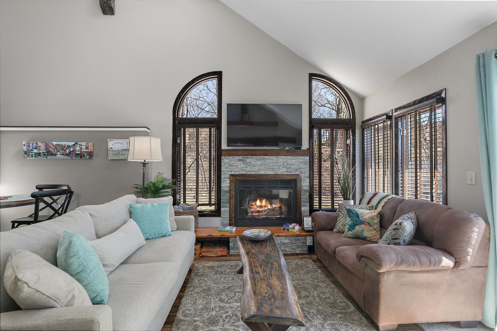 16 Oak Glen Drive Property Photo 15