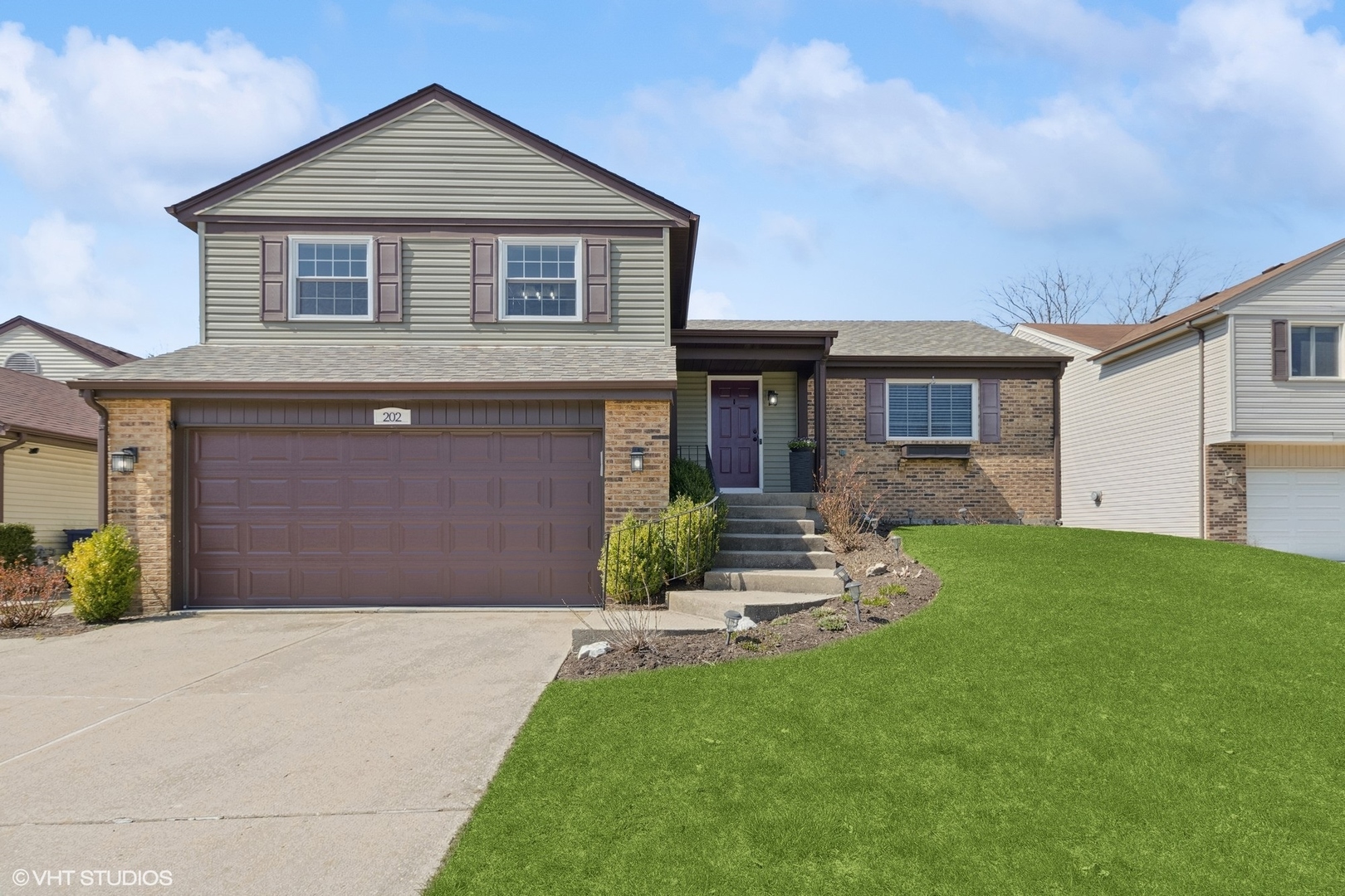 60061 Real Estate Listings Main Image
