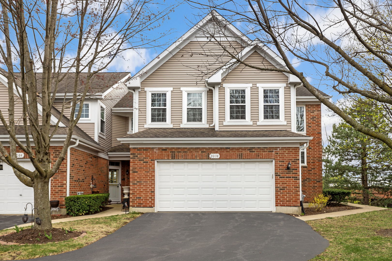 2078 Crossing Court Property Photo
