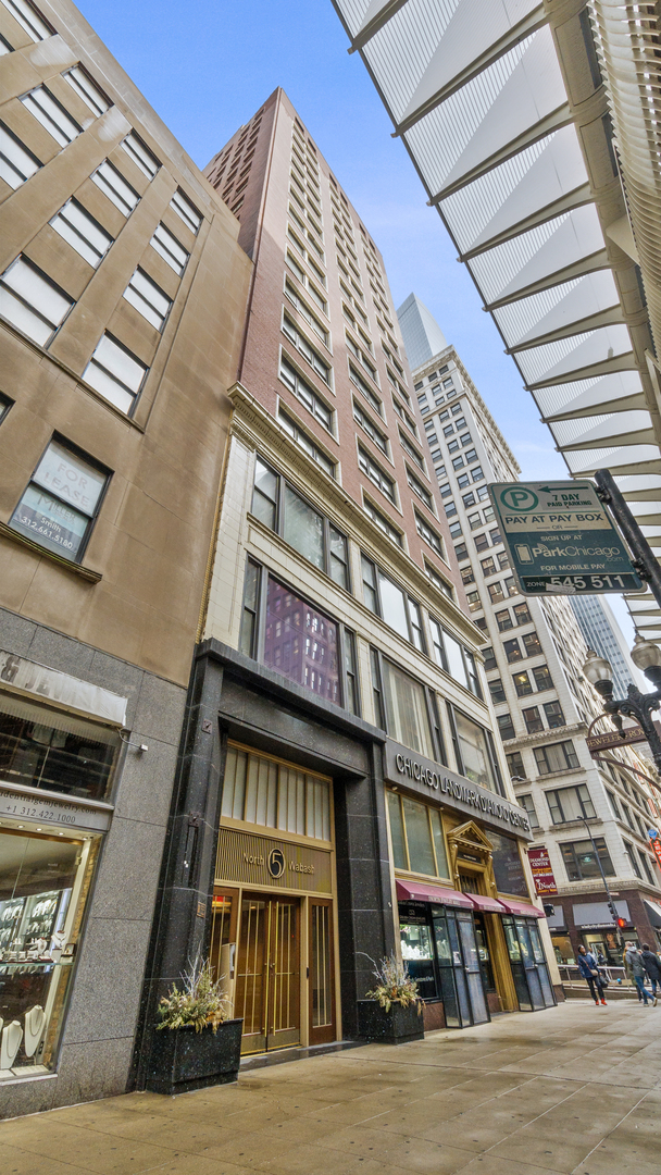 5 N Wabash Avenue 1204 Property Photo