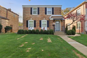 Niles West High School Real Estate Listings Main Image