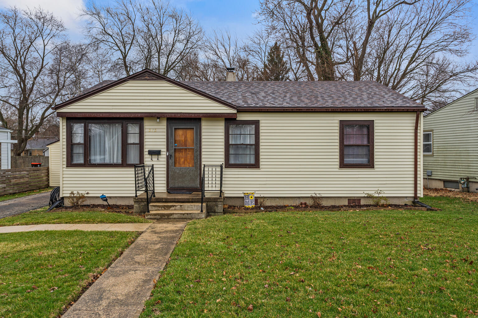 Rantoul High School Real Estate Listings Main Image