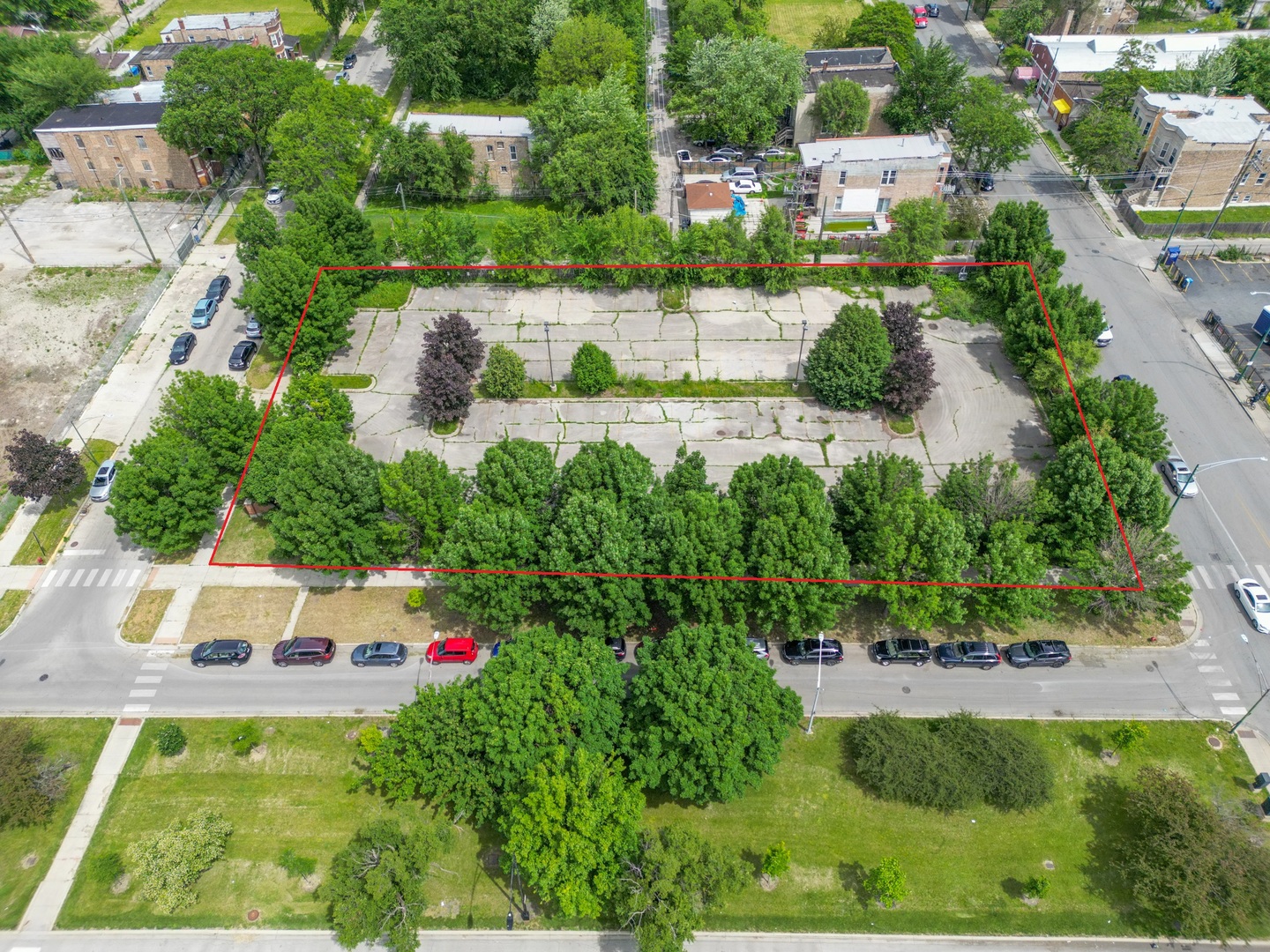 3200 W Franklin Boulevard Property Photo 2