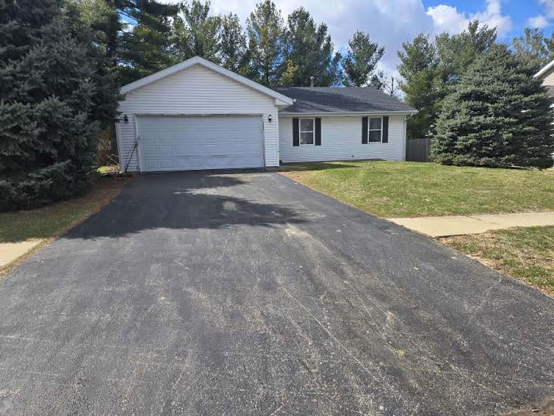 5048 Talaton Street Property Photo
