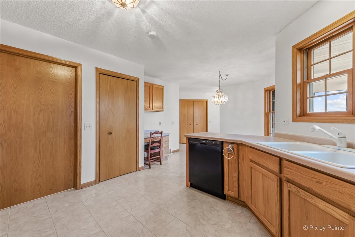 31-58 Wakonda Drive Property Photo 5