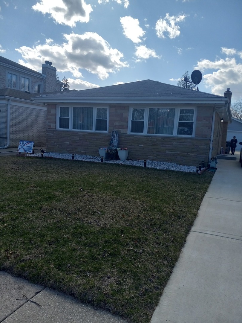 9310 N Linder Avenue Property Photo