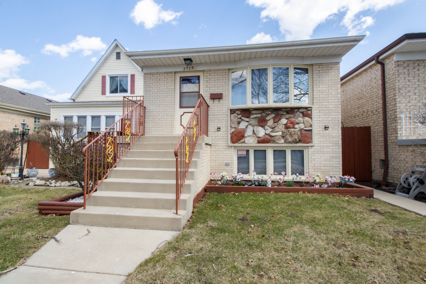 3919 N Newland Avenue Property Photo