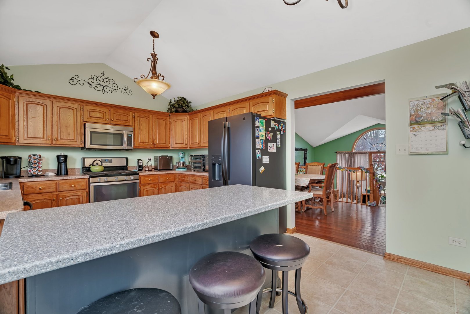 605 High Grove Drive Property Photo 13