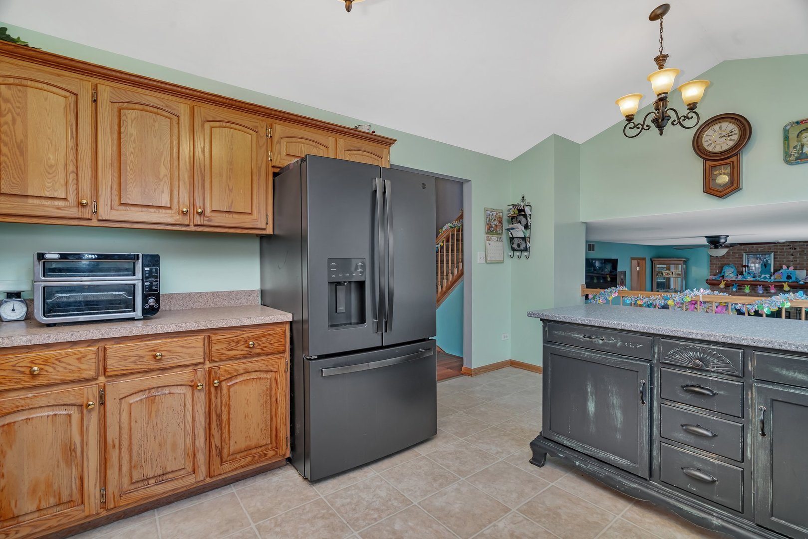 605 High Grove Drive Property Photo 16