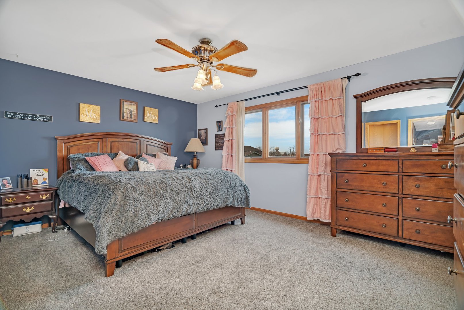 605 High Grove Drive Property Photo 22