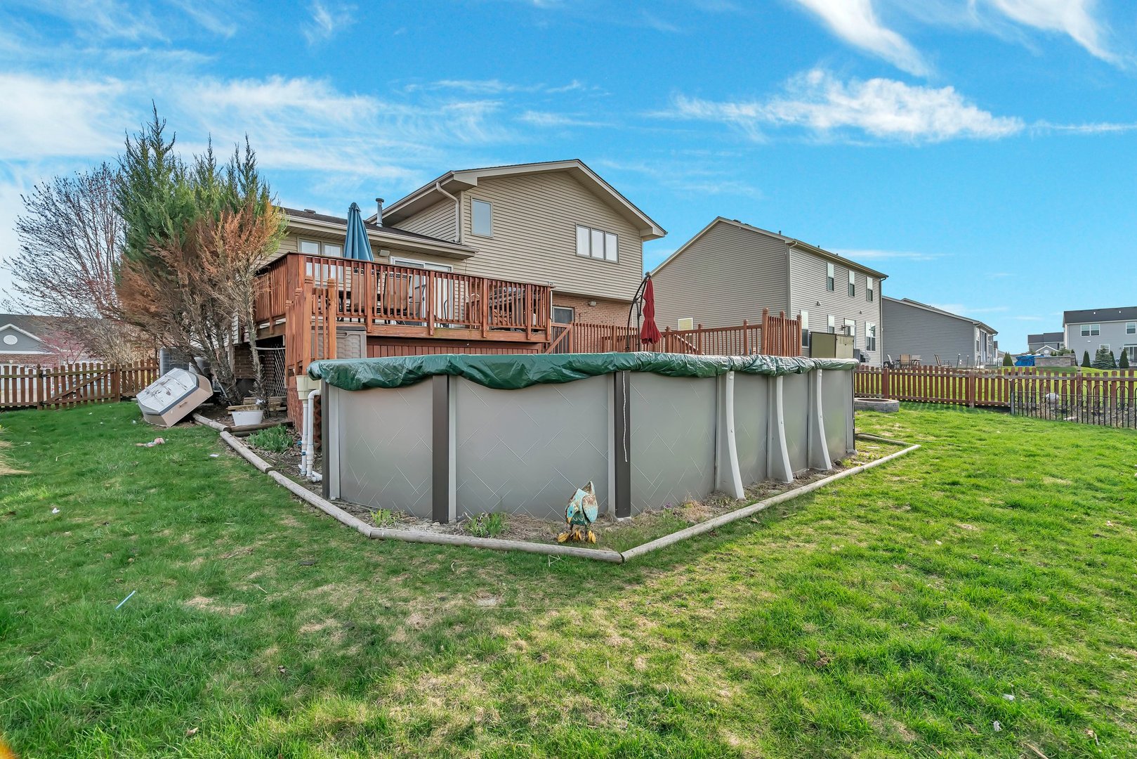 605 High Grove Drive Property Photo 36