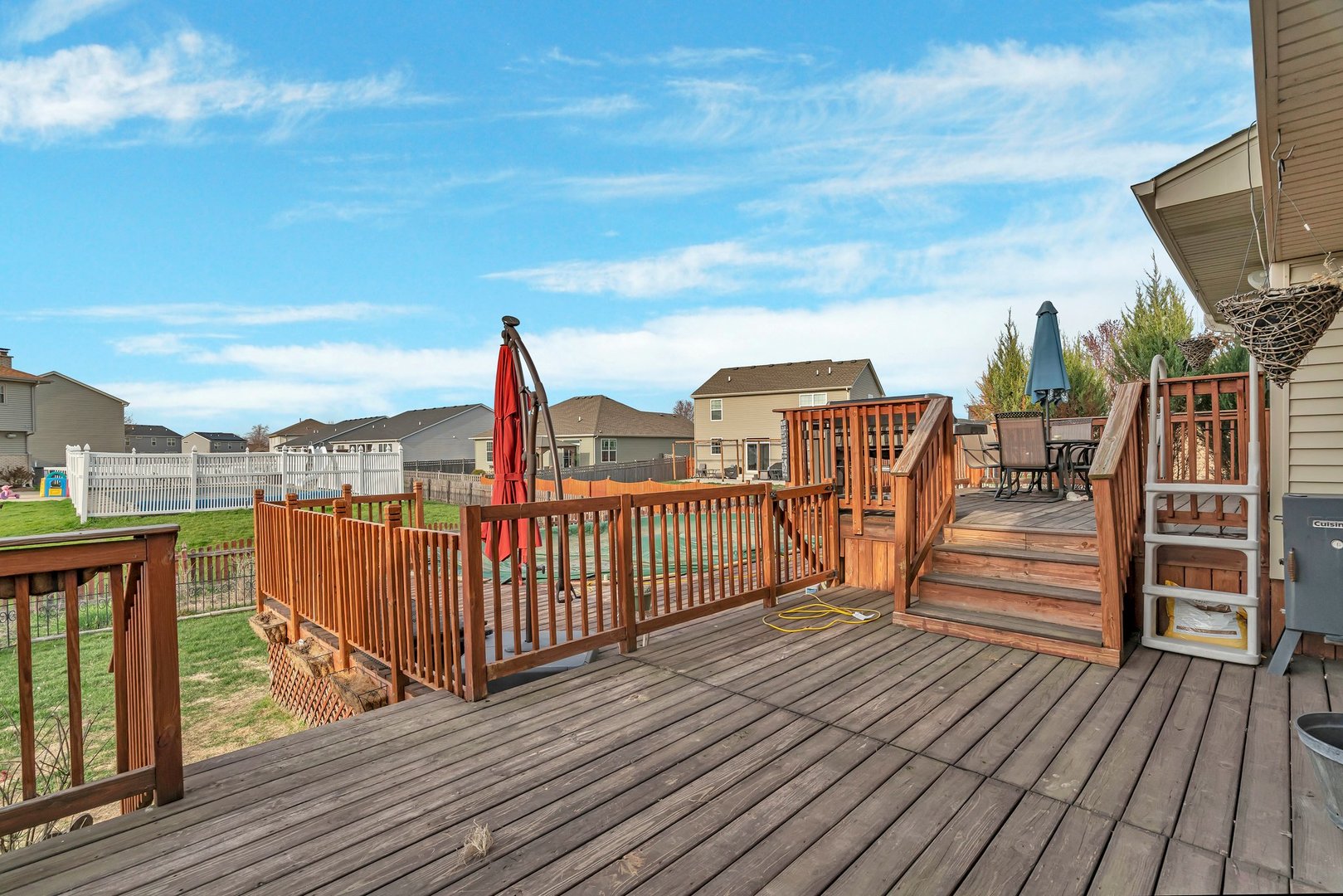 605 High Grove Drive Property Photo 39