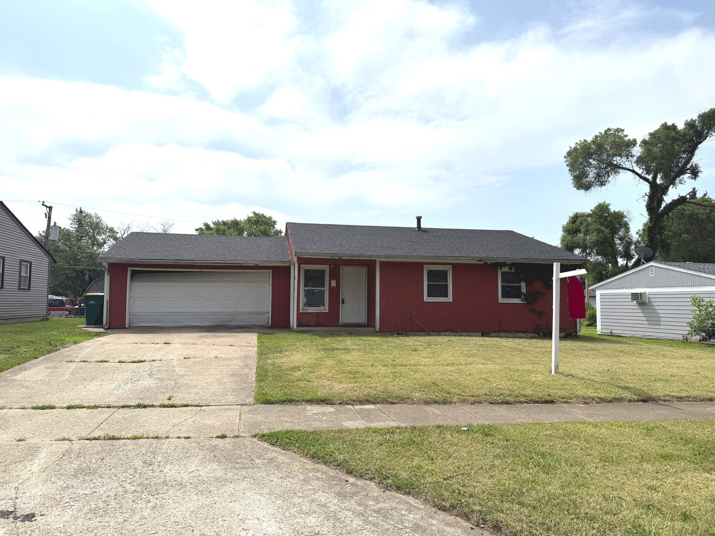 1208 Hague St Property Photo 1