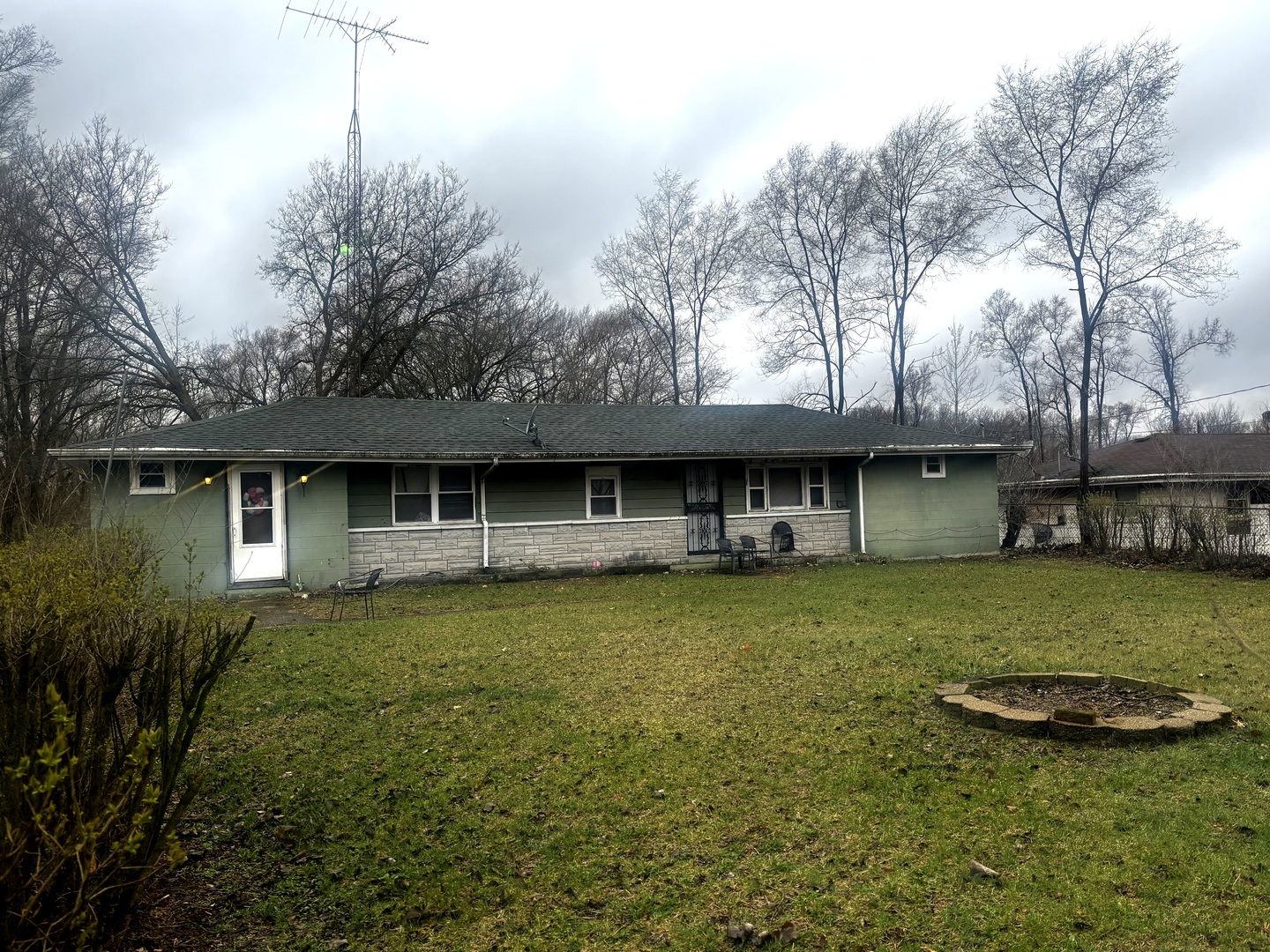 2458 S 12600e Road Property Photo 1