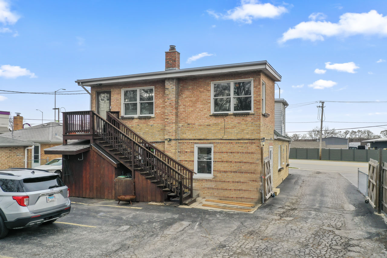 310 W Irving Park Road Property Photo 41