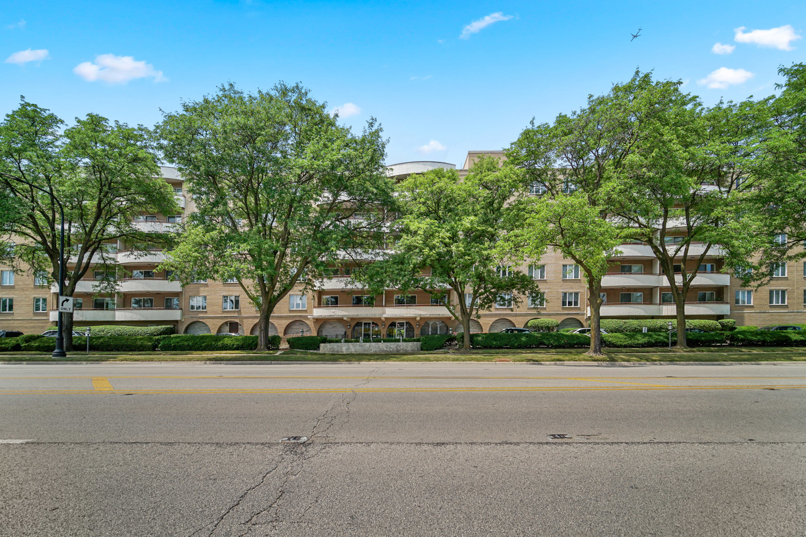 6400 N Cicero Avenue 213 Property Photo