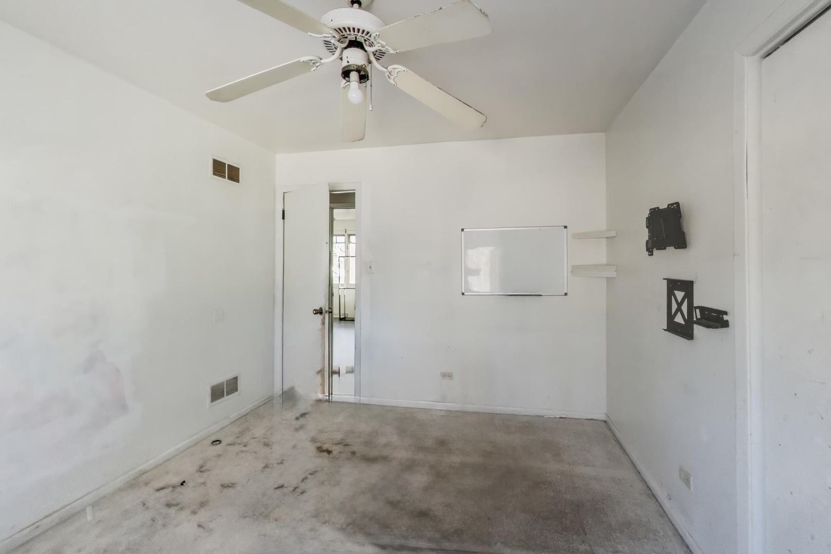 257 Cornell Avenue Property Photo 15