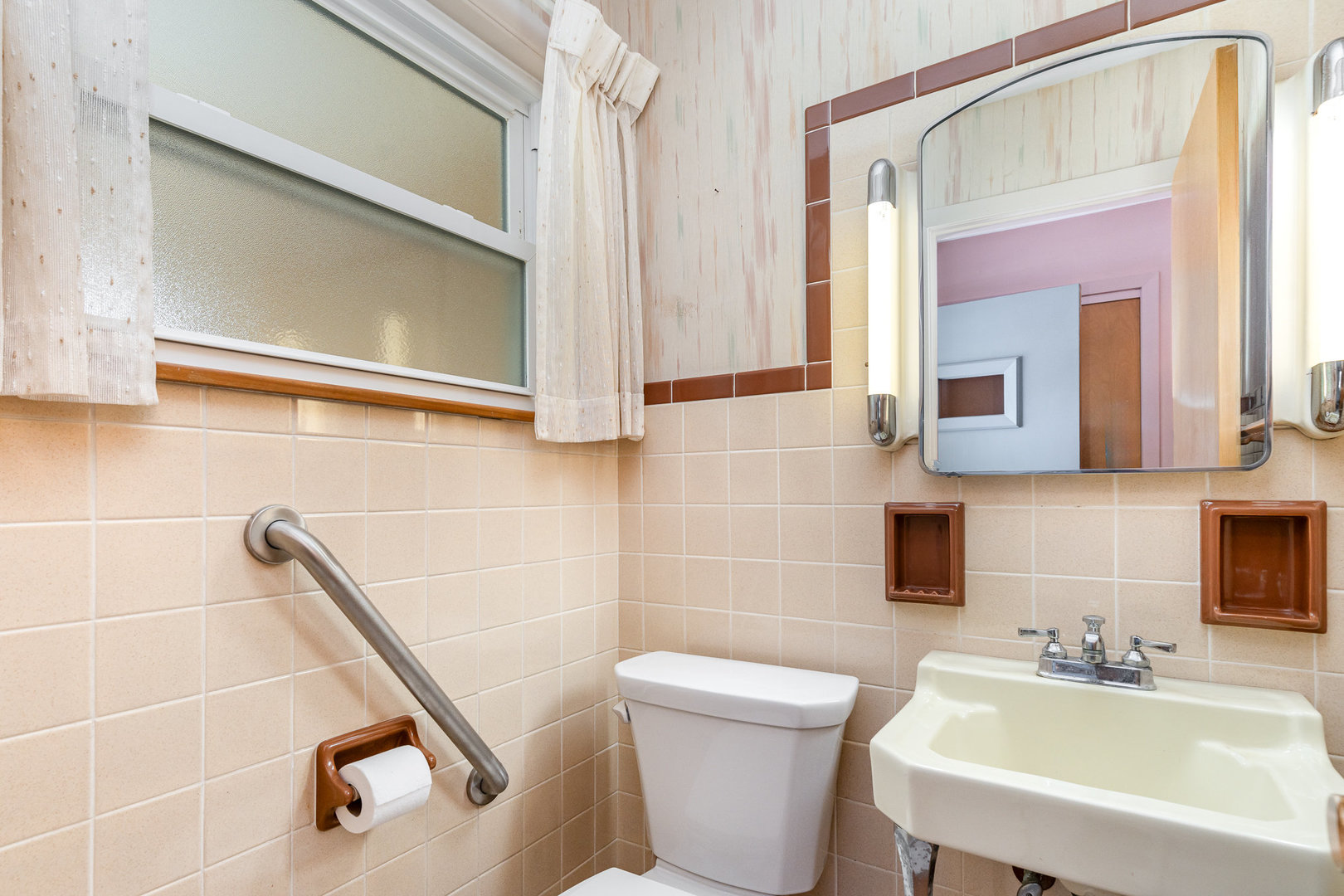 129 Roth Avenue Property Photo 8