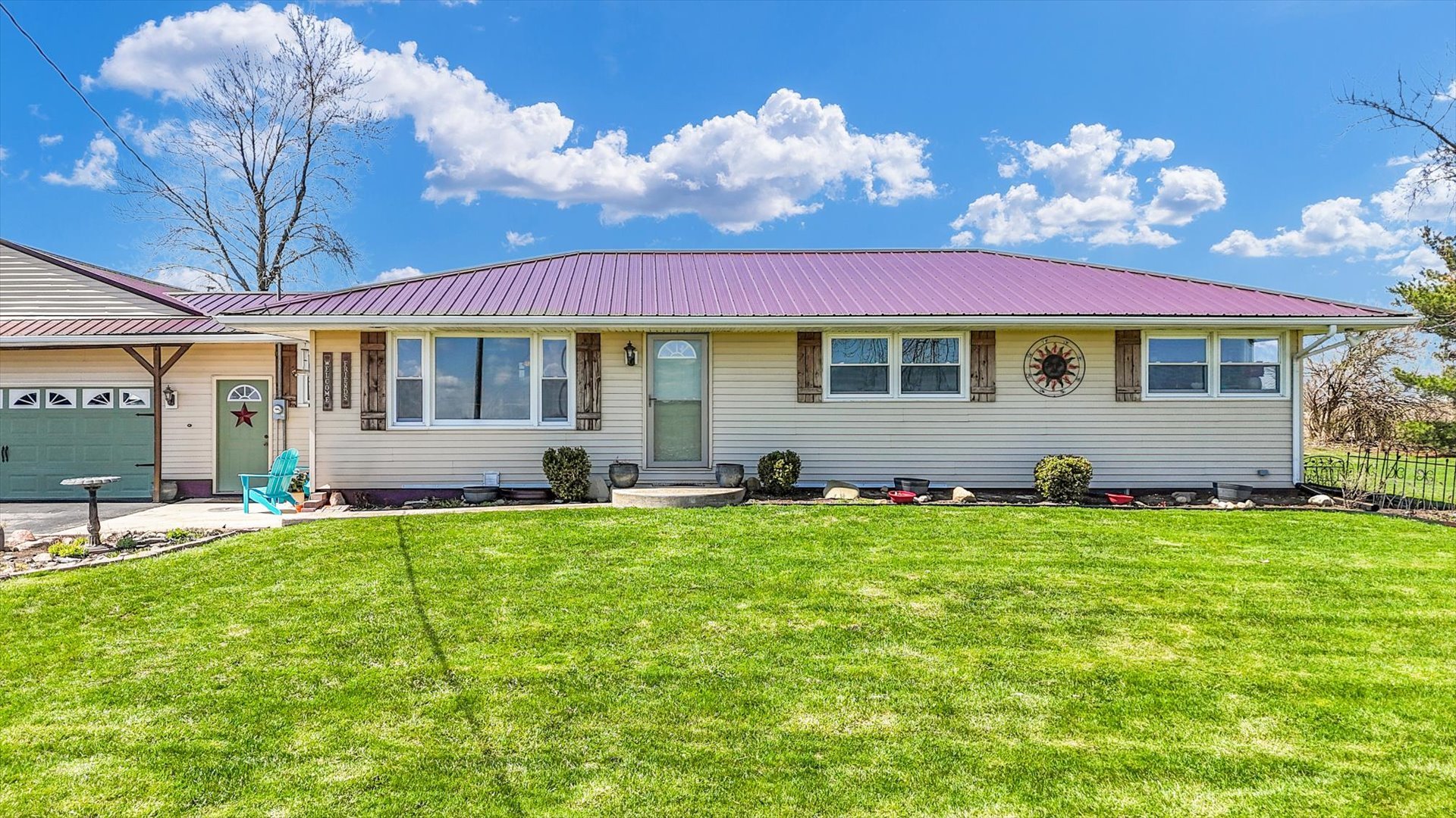 12584 N 4100 Road Property Photo 2