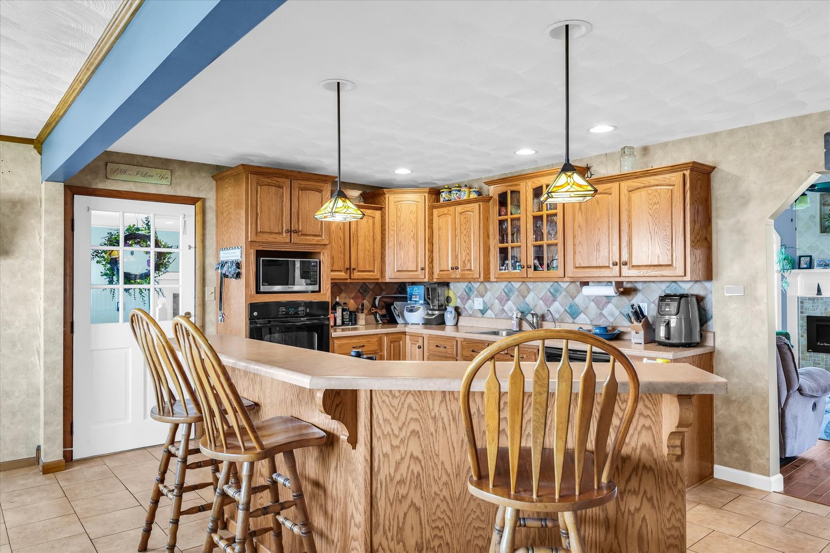 12584 N 4100 Road Property Photo 5