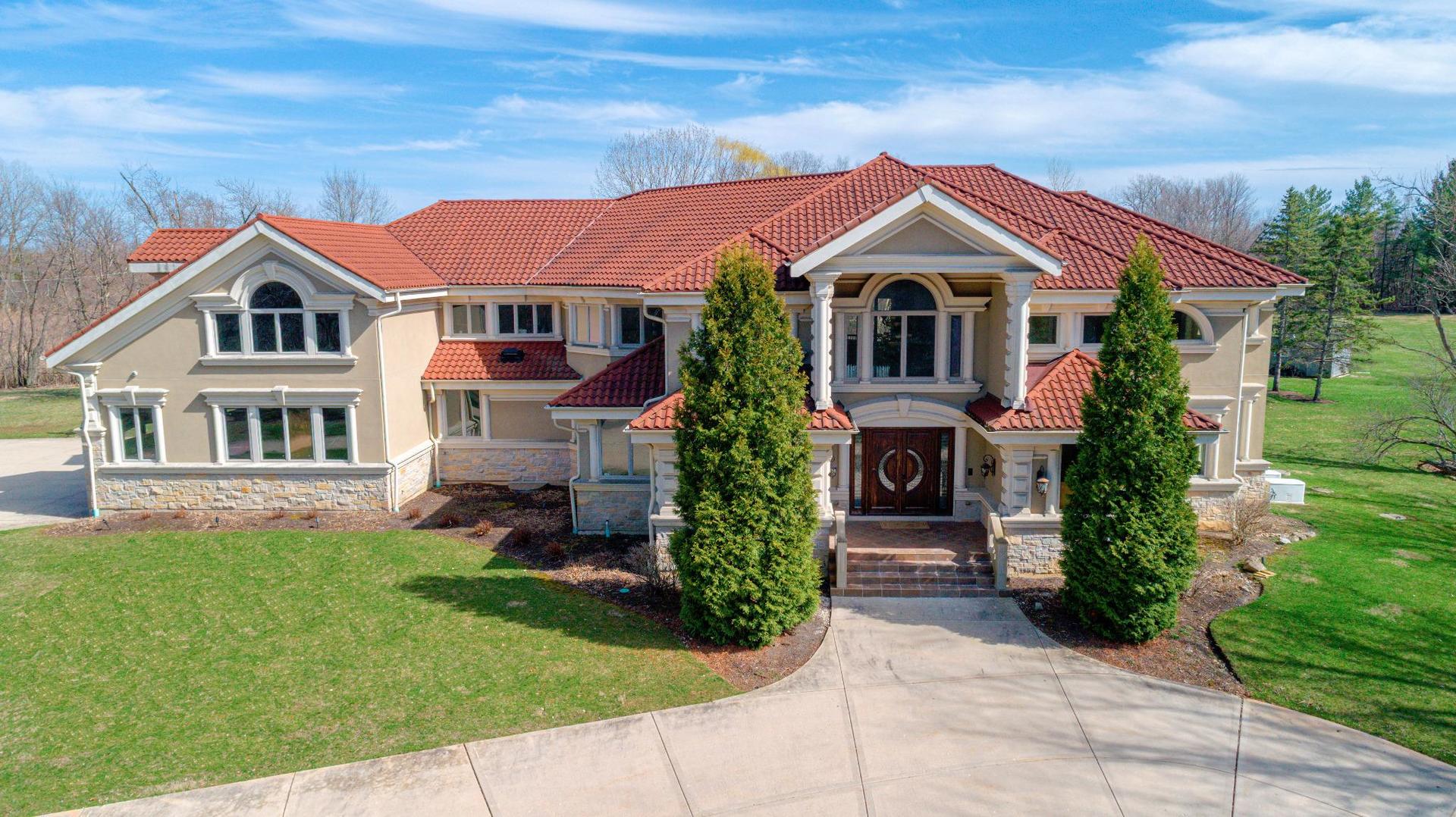 2 Tricia Lane Property Photo