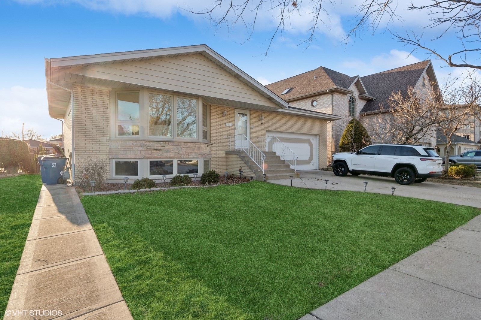 9532 S Kolmar Avenue Property Photo 1
