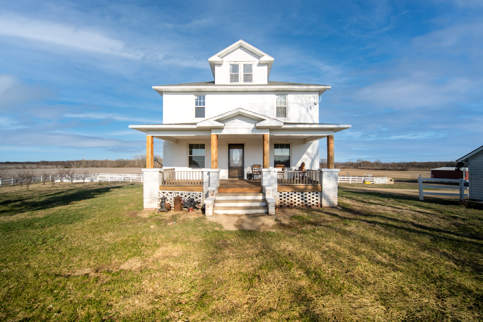 1801 Lee Center Road Property Photo