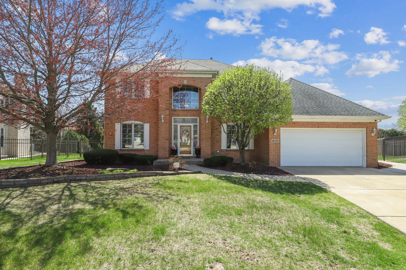 11333 Pinecrest Circle Property Photo 1