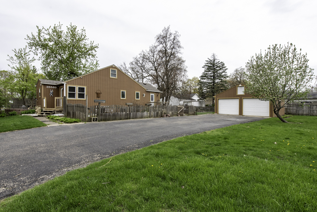 35580 N Sunnyside Avenue Property Photo 1