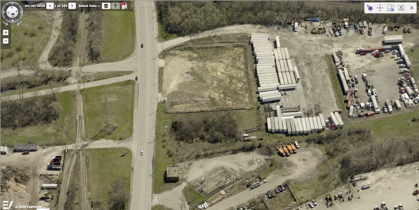 2207 N Broadway Street Property Photo 1