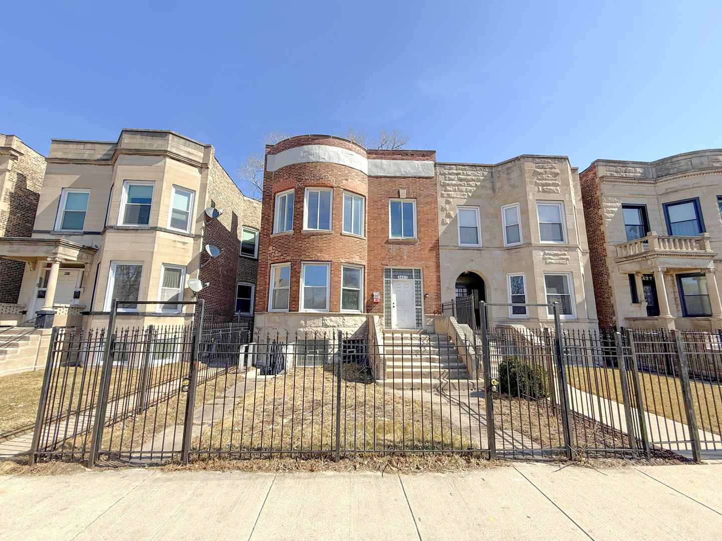 5423 S Wabash Avenue Property Photo 1