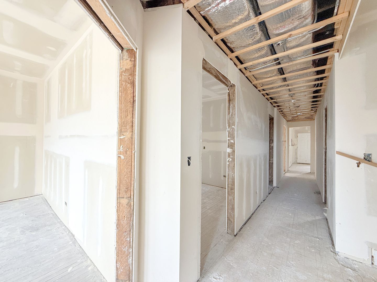 5423 S Wabash Avenue Property Photo 8